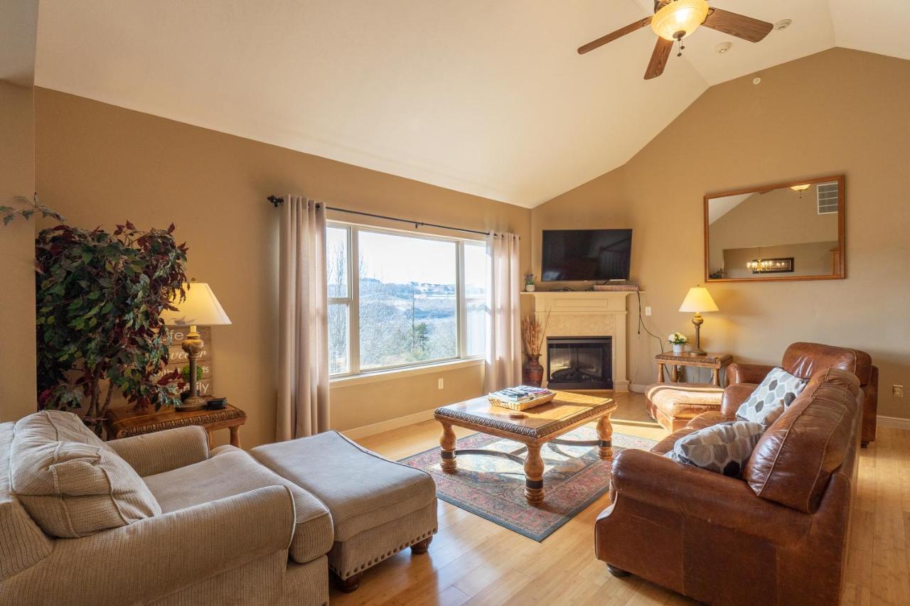 4Br Walk-In - Foosball Table - Hot Tub - Fire Pit - Free Tickets Included - Dv166 Брэнсон Экстерьер фото