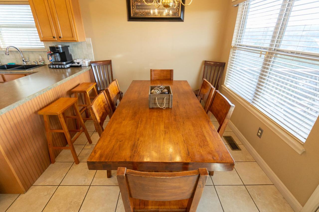 4Br Walk-In - Foosball Table - Hot Tub - Fire Pit - Free Tickets Included - Dv166 Брэнсон Экстерьер фото