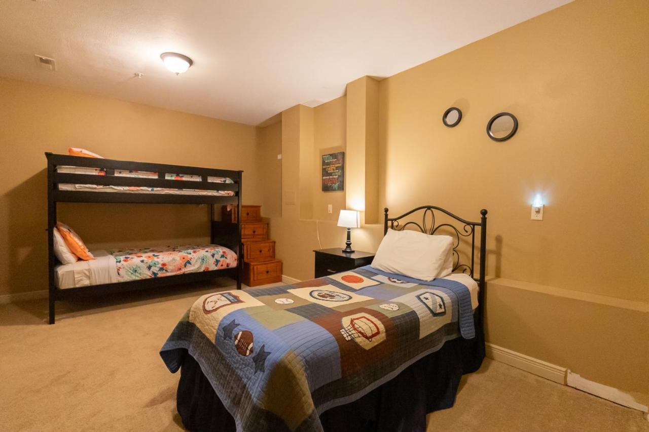 4Br Walk-In - Foosball Table - Hot Tub - Fire Pit - Free Tickets Included - Dv166 Брэнсон Экстерьер фото