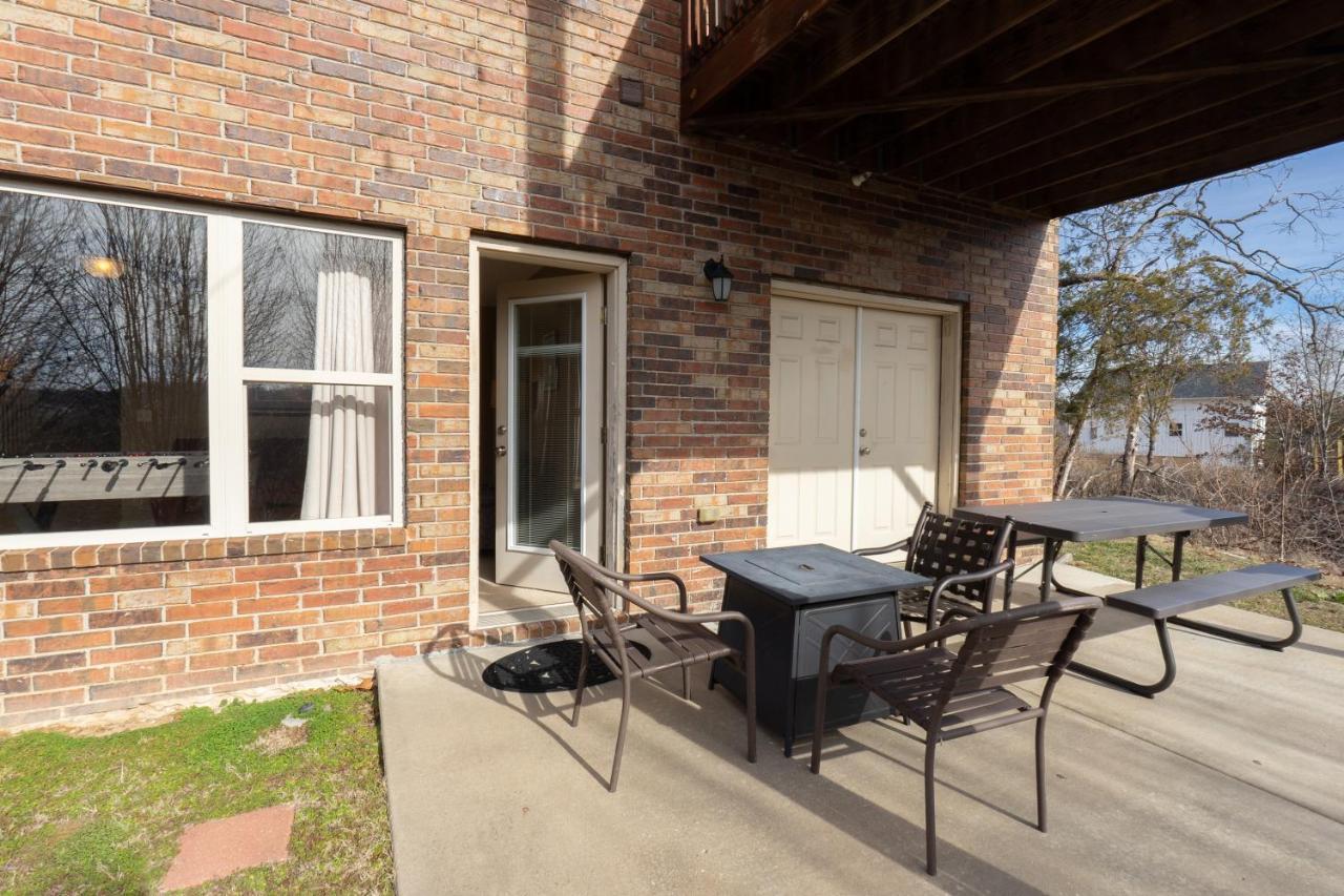 4Br Walk-In - Foosball Table - Hot Tub - Fire Pit - Free Tickets Included - Dv166 Брэнсон Экстерьер фото